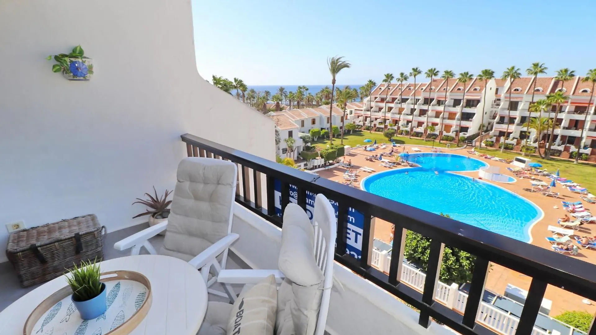Apartment 329 Parque Santiago 2 By Tenerife Rental & Sales 1 Arona  Spain